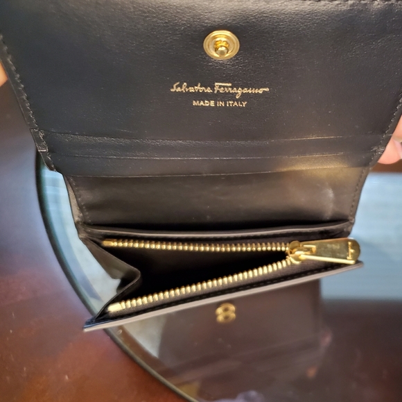 Salvatore Ferragamo City Leather French Wallet - Picture 12 of 12
